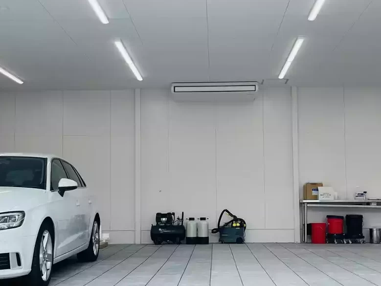 차량 상세 이미지 8