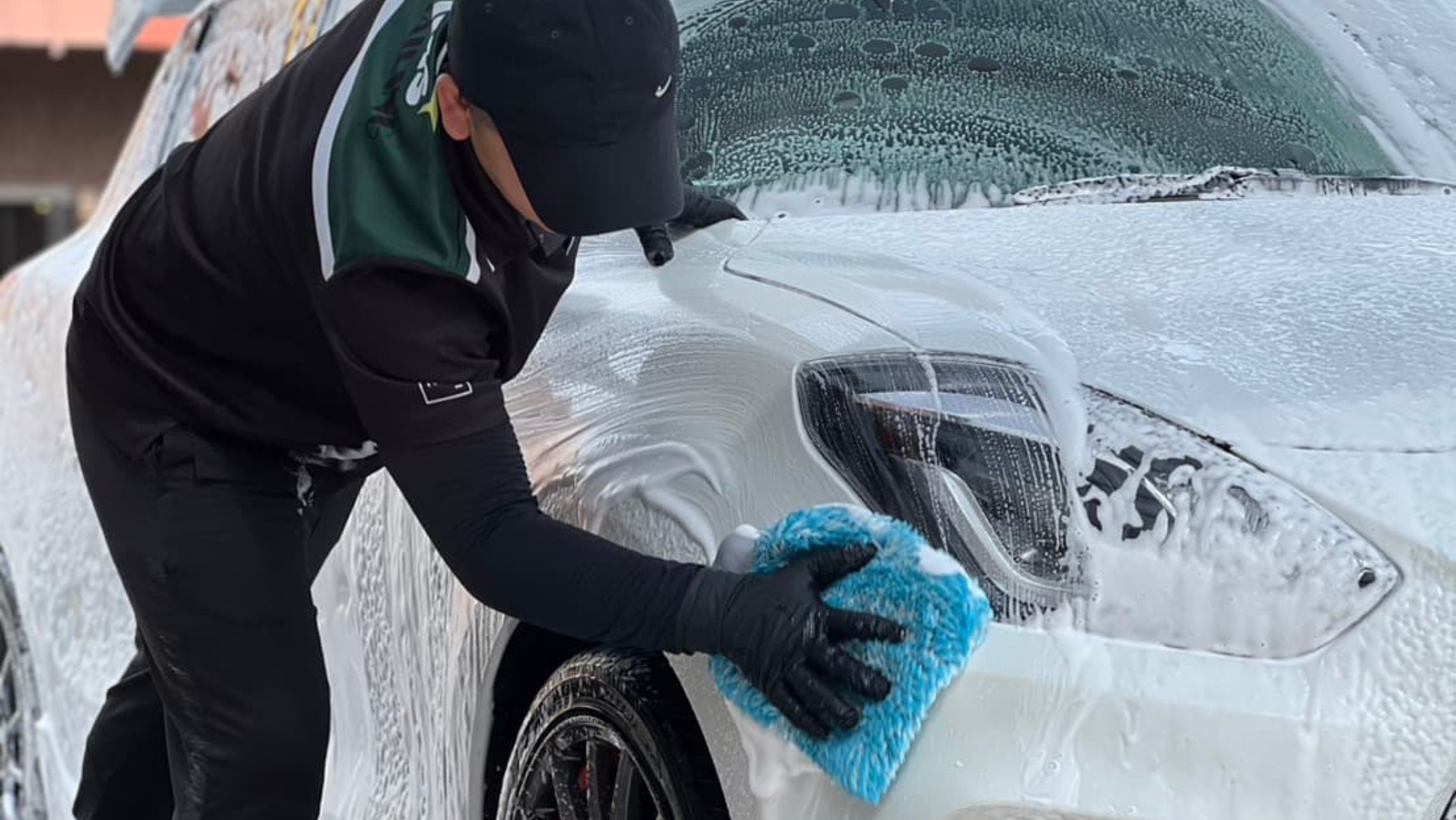 ２step手洗い洗車の様子