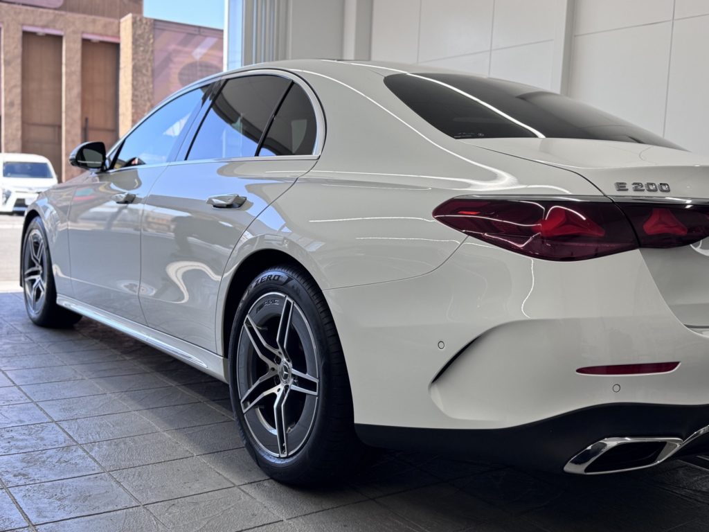 メルセデス ベンツ Eクラス E 200 アバンギャルド