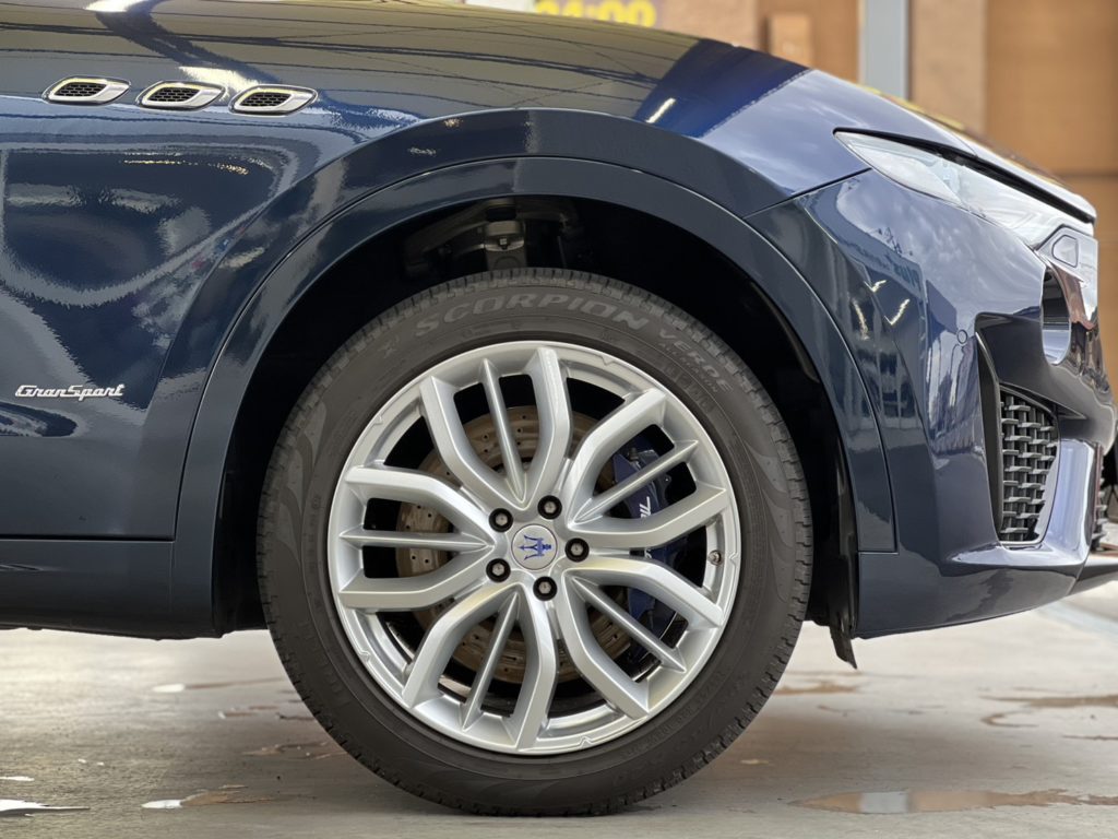 マセラティ レヴァンテ グランスポーツ