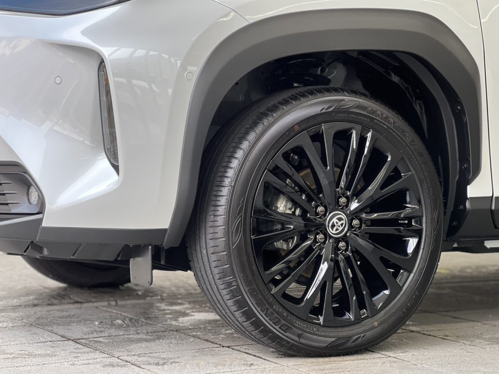 トヨタ ヤリスクロス GRスポーツ